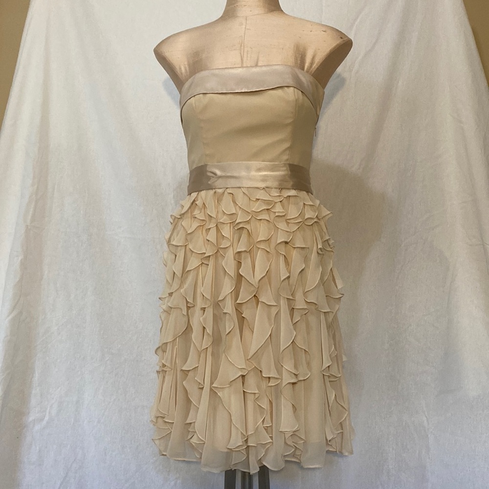 White House Black Market Strapless Dress, Size 00, Color Champagne